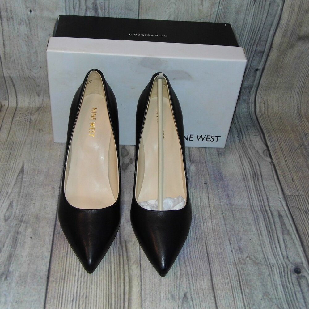 NINE WEST Etta Black Leather Heels Womens Size 7M - Picture 4 of 9
